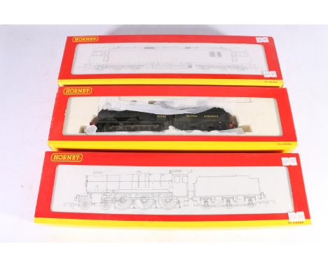 Three Hornby OO gauge model railways locomotives including R2354B Co-Co electric Class 92 locomotive 92031 Institute of Logis