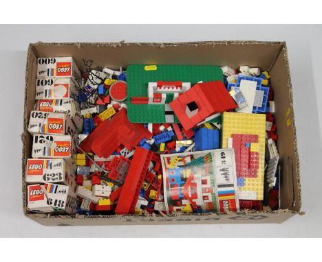 Vintage Lego blocks including Legoland boxes for 600 ambulance, 601 fire engine, 602 fire truck, 620 fire engine, 621 Shell t