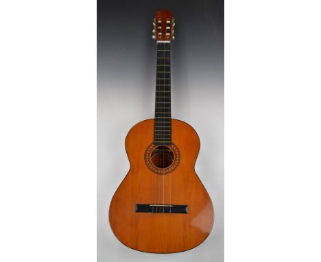 Almeria Spanish Flamenco guitar, in soft case&nbsp;