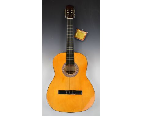 Chantry Flamenco nylon string acoustic guitar