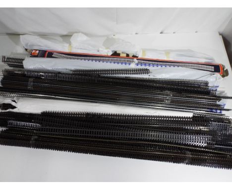 Model Railways - in excess of 100 pieces of OO gauge track predominantly in 3 foot lengths by Peco, Hornby and Lima, track va