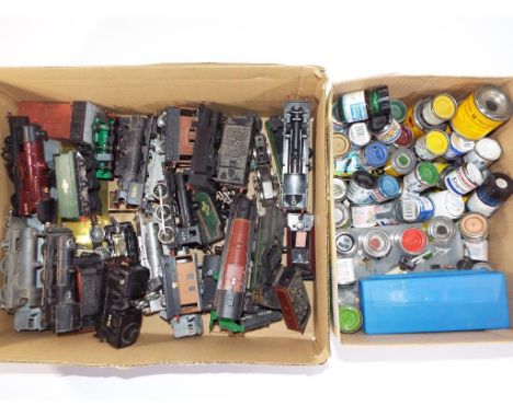 Model Railways - a good mixed lot to include three powered Tenders, three box wagons / locomotive with motors, also included 