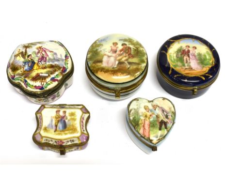 FIVE ASSORTED PAINTED ENAMEL PATCH BOXES one of heart shaped outline and all depicting courting couples (5)