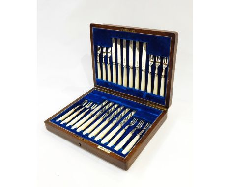 Set of 12 pairs Mappin & Webb silver and mother-of-pearl handled fruit knives and forks, line engraved, Sheffield 1926, in oa