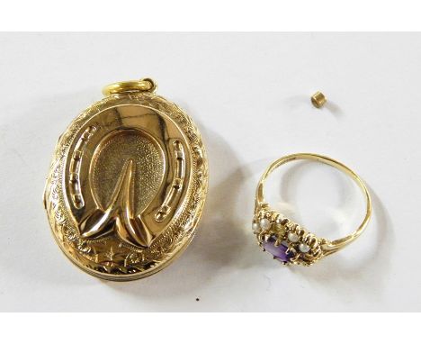 9ct gold, amethyst and pearl dress ring and gold-coloured metal oval locket with chased decoration and raised horseshoe desig