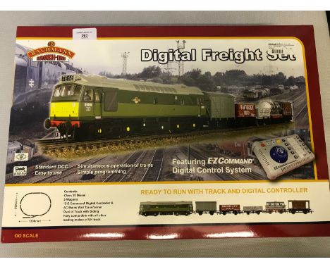 Bachmann Branch-Line OO gauge scale model Class 25 Diesel digital freight set, complete in original box, in a new condition 