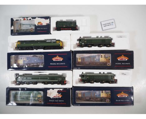 A group of BACHMANN OO gauge diesel locomotives comprising Class 08, 2 x Class 20, Class 45 and Class 47 all in BR green live
