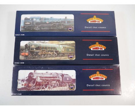 A group of BACHMANN OO gauge steam locomotives in BR black and BR blue liveries - VG in VG boxes (3)