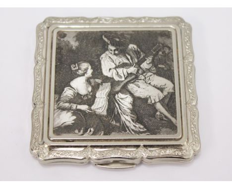 A vintage stratton compact