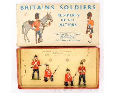 Britains - Set 2125 ["Half"' Set] - The Loyal Regiment [1957 version], comprising: Officer with Binoculars, O/R Standing En-G