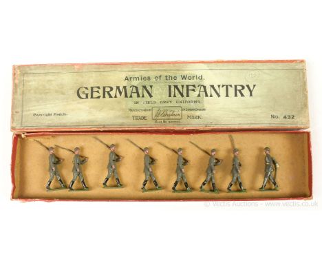 Britains - Set 432 - German Infantry - [1930 First Issue], comprising: Marching Officer with Drawn Sword &amp; 7 x Other Rank
