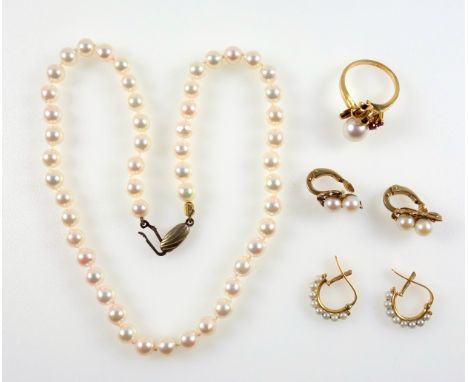 Yellow metal ring set cultured pearl and two rubies, stamped 18K, gross 5.4grs, pair of 9ct gold and pearl earrings, gross 4.