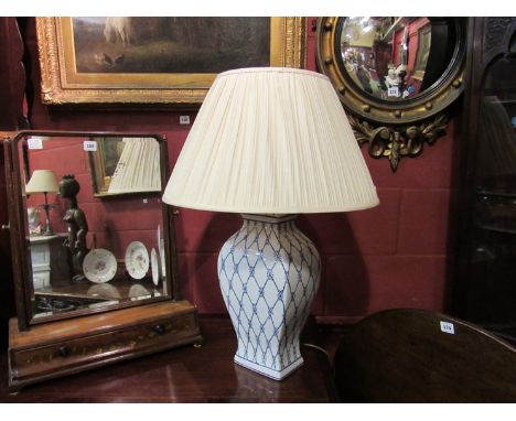 A modern ceramic Chinese style lamp, 73cm tall