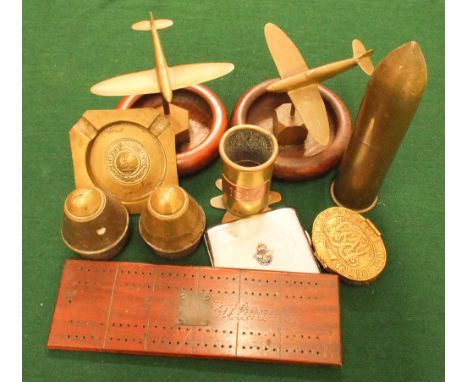 10 items of Trench Art and militaria to include snuff box, cigarette case, cribbage board etc
