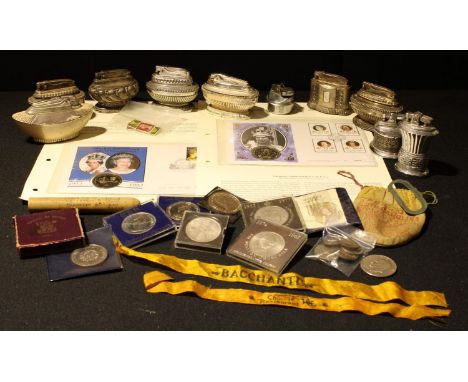 A Ronson table cigarette lighter; others; a small selection of commemorative coins; qty 
