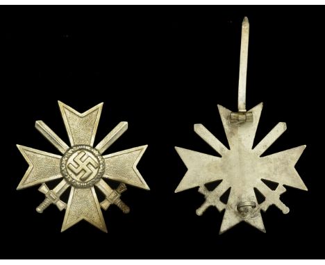 A War Service Cross First Class with Swords. A scarce variant early type, in excellent quality and condition, retaining almos