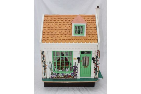 dolls house cottage