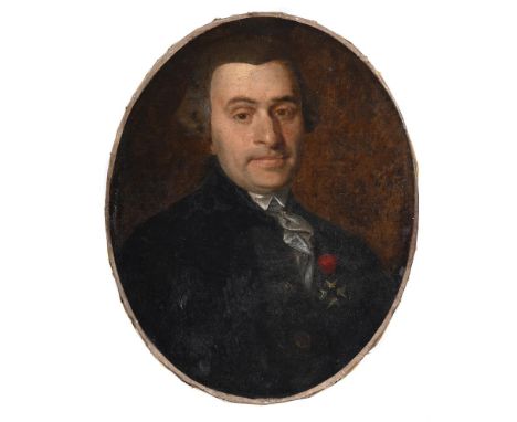 CONTINENTAL SCHOOL (LATE 18TH/EARLY 19TH CENTURY) PORTRAIT OF A GENTLEMAN Oil on canvas , oval 55.5 x 44.5cm (21¾ x 17½ in.) 