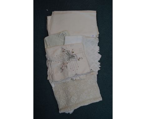 Vintage Linen Tablecloths etc. 