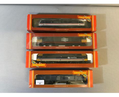 A lot of 4 Hornby OO guage models; R.348 Br Class 37 diesel Railfreight, R.802 BR Class 47 diesel Intercity, R.250 BR Class 5
