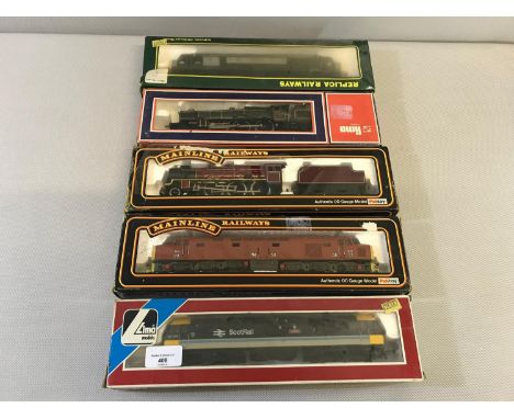 A mixed lot of 5 OO guage train models, to include makes such as Lima, Mainline & Replica Railways 