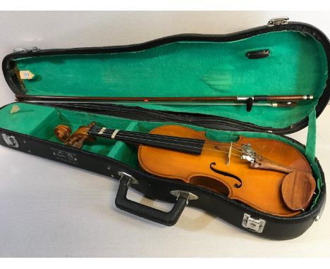 The Stentor Student Violin, bow and case. 