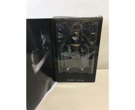 Medicom Toy Real action figure "Batman Begins" 1/6 scale figure with box (UNCHECKED) 