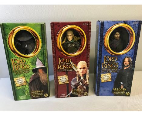 3 Toy Biz The Lord of the Rings 1/6 scale figures "Aragorn, Legolas & Gandalf the Grey. All boxed. 