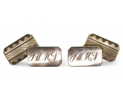 QUALITY 9CT CUFFLINKS made in heavy gauge gold, machine engraved with a chevron pattern and hand engraved monogram JWMcN, wei