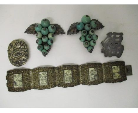 Chinese silver jewellery comprising a pair of scarf clips, each fashioned as a bunch of grapes, stamped No 23, a filigree bra