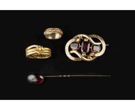 A COLLECTION OF ANTIQUE JEWELLERY, comprising a Victorian cabochon garnet and rose-cut diamond stick pin, a 19th century band