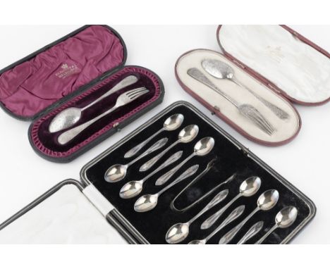 A SET OF TWELVE SILVER TEASPOONS, with matching sugar tongs, by Charles William Fletcher &amp; Son Ltd, Sheffield 1926, in fi