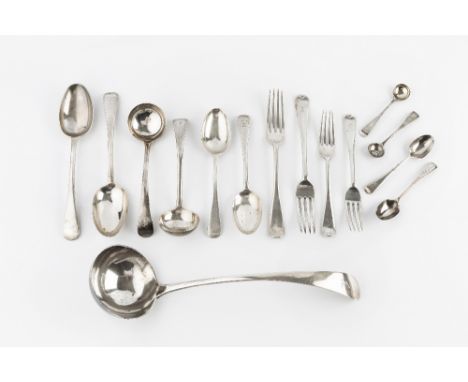 A PART SERVICE OF EDWARDIAN SILVER OLD ENGLISH PATTERN FLATWARE, comprising soup ladle, two sauce ladles, eleven tablespoons,