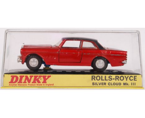 An original vintage Dinky Toys diecast model 127 Rolls Royce Silver Cloud Mk III. Within the original plastic display case.&n