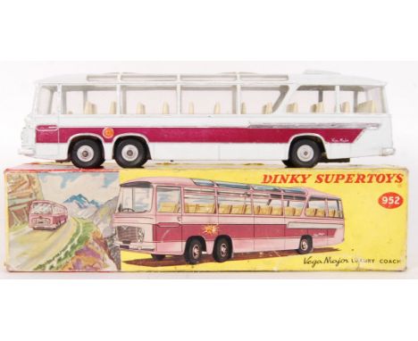 An original vintage Dinky Supertoys 952 Vega Major Luxury diecast model coach. Within its original box.&nbsp;