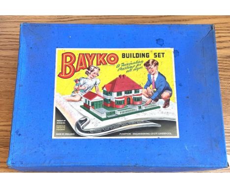 BAYKO BUILDING SET No2

 