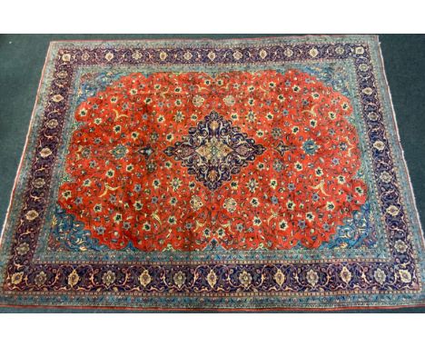A Persian Sarough rug/carpet 380cm x 280cm 