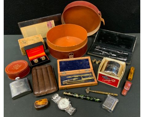 Boxes &amp;  Objects - A Mabie Todd Swann green marbleised self filler fountain pen ;  stained Horn Snuff box;  Cigar case,  