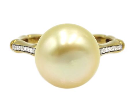 9ct gold south sea pearl ring, with diamond shoulders, stamped 375 Condition Report Approx 4.45gm, size T