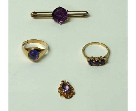 Two 9ct gold and amethyst rings, bar brooch and pendant, 10.8gm gross (4) 