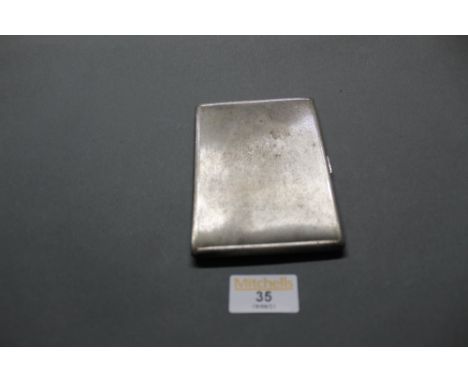 A 1930's engine turned silver cigarette case, gross weight 169 grams