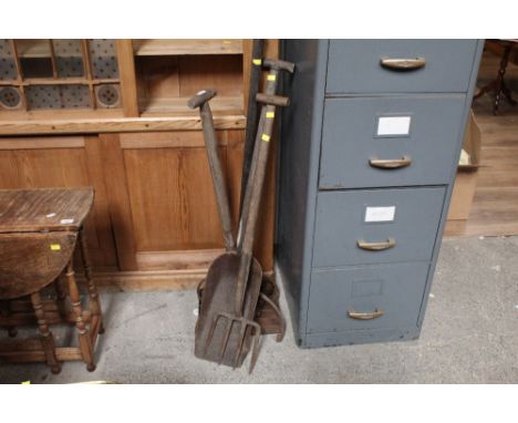 A group of vintage farming tools, to include large scoop 4 pronged fork and turnip cutter and pitchfork