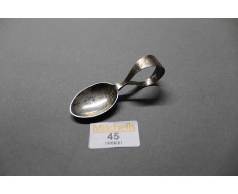 Silver caddy spoon, gross weight 13 grams