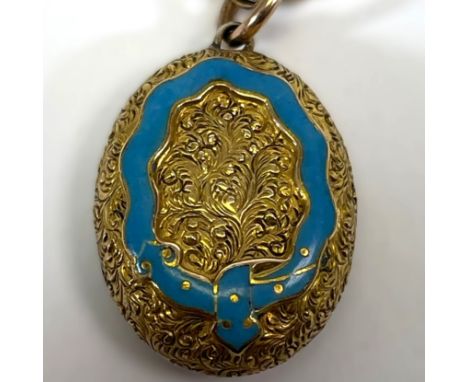 A "9ct" stamped precious yellow metal guard chain/ muff chain, with a belcher link and a round bolt clasp. Tests as 9ct gold.