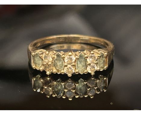 9ct Gold ring set with green & white stones 2.4g Size L 