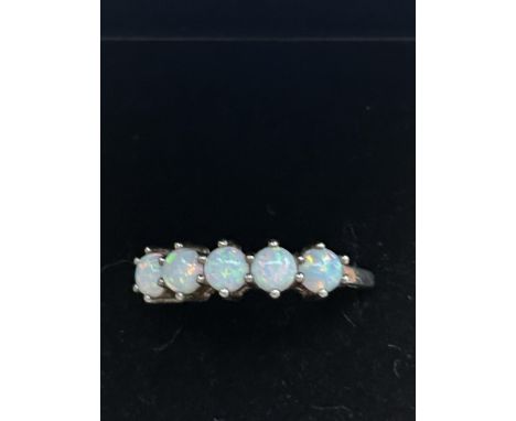 Ladies opal ring 