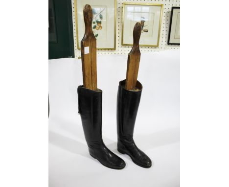 PAIR OF LEATHER HUNTING BOOTS - SCHNIEDER a pair of black leather hunting boots, originally purchased from Schnieder, New Bon