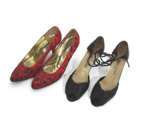 DESIGNER SHOES & HATS including a pair of Clive Shilton for Rayne satin shoes with embroidered design (8 1/2), and a pair of 