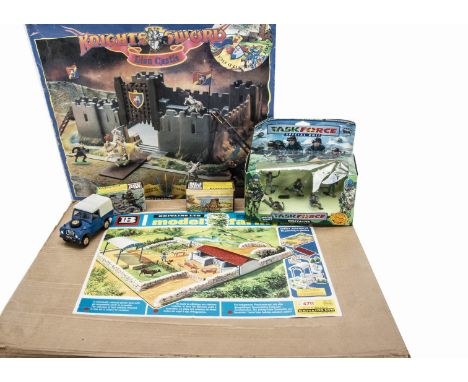 Britains boxed bases and sets comprising rare set 7792 Knights of the Sword Lion Castle complete with mounted (16) and foot (