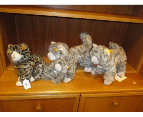 Three Steiff Cats - Sissi, Mizzi and Baby, Kitty